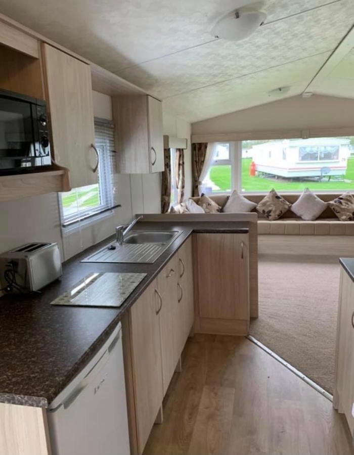 Home From Home Caravan Hire Havens Thorpe Park Cleethorpes Exterior photo